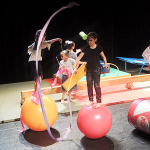 DANSE ET CIRQUE EN FOLIE